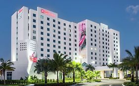 Hilton Garden Inn Miami Dolphin Mall